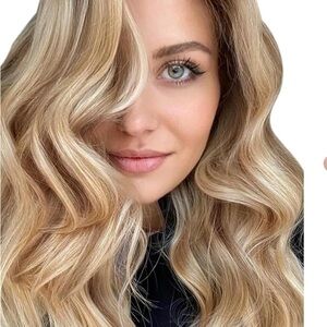 16” Hairdo by Hairuwear Golden Wheat Light Blonde Wavy Hair Extensions